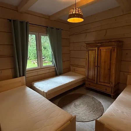 Vakantiehuis Drewniany Dom Na Mazurach *